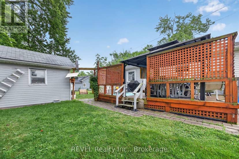 3262 Young Avenue — photo 17 of 24