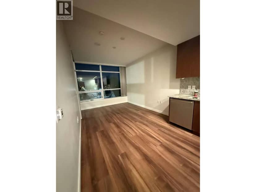 3333 SEXSMITH ROAD, Richmond, photo 5