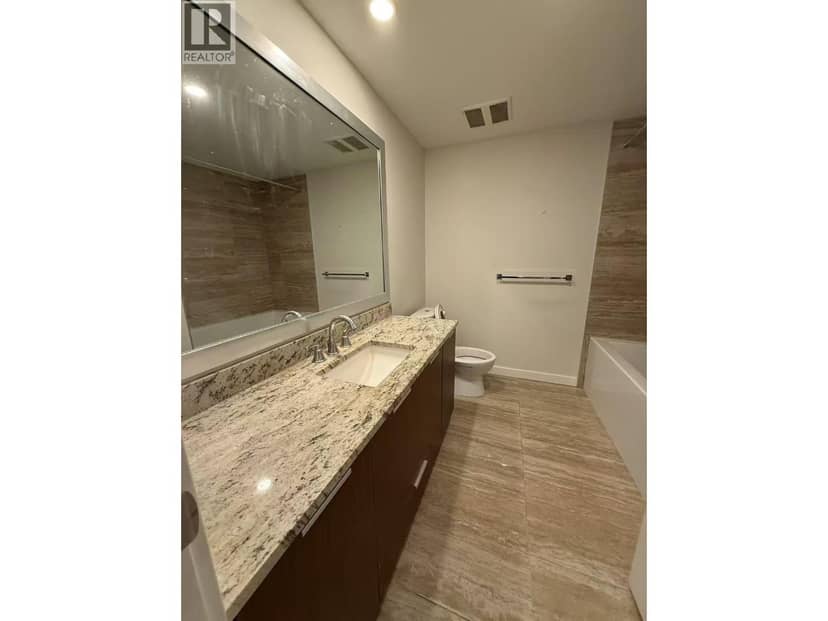 3333 SEXSMITH ROAD, Richmond, photo 7