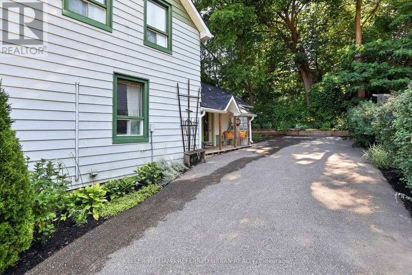 341 Cotter Street — photo 30 of 40