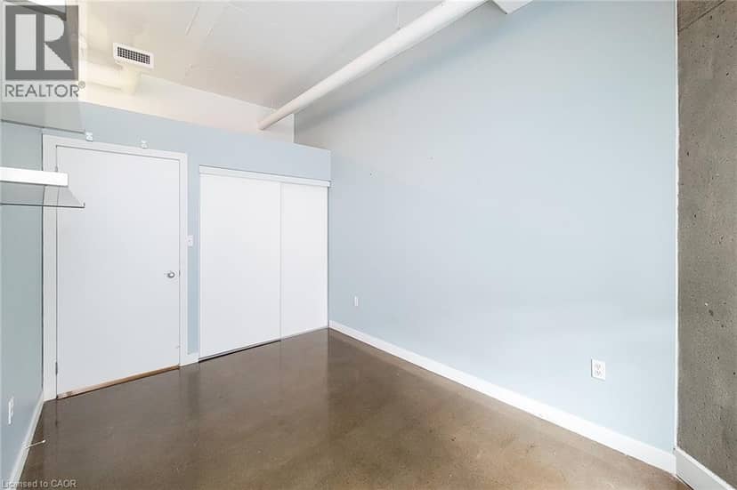 66 BAY Street S Unit# 414 — photo 35 of 40
