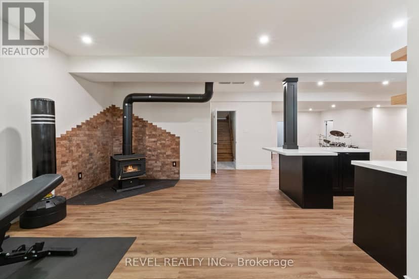 23 Laddie Lane — photo 33 of 40
