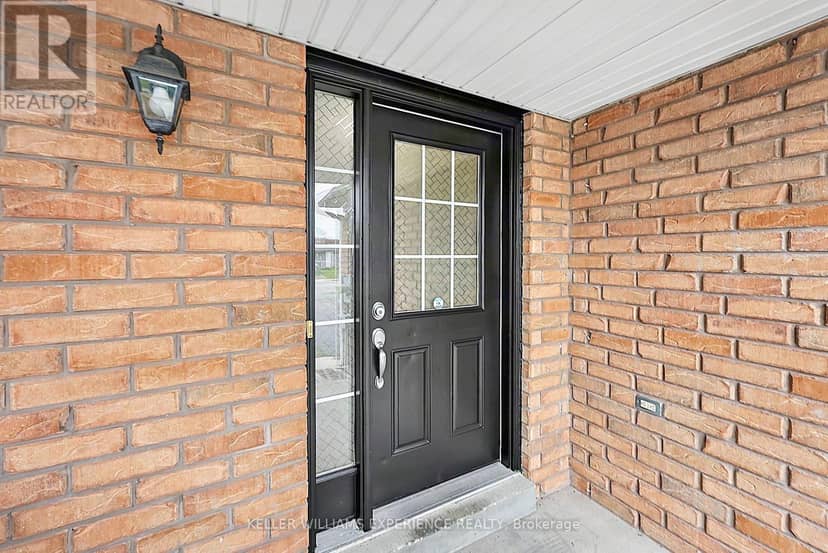 78 Commonwealth Road — photo 6 of 40