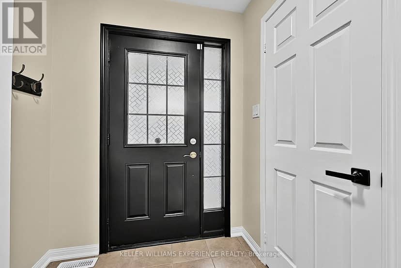 78 Commonwealth Road — photo 7 of 40