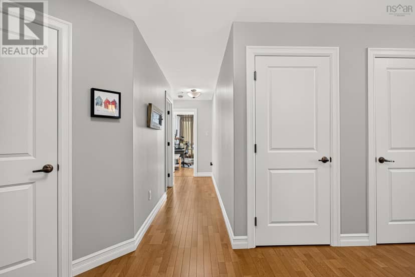 712 2677 Gladstone Street — photo 19 of 24