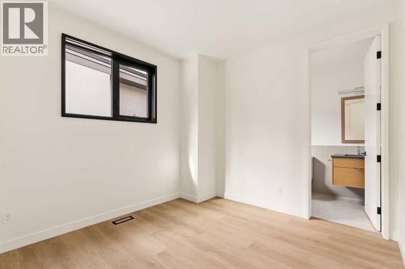 3C Willow Crescent SW — photo 36 of 40