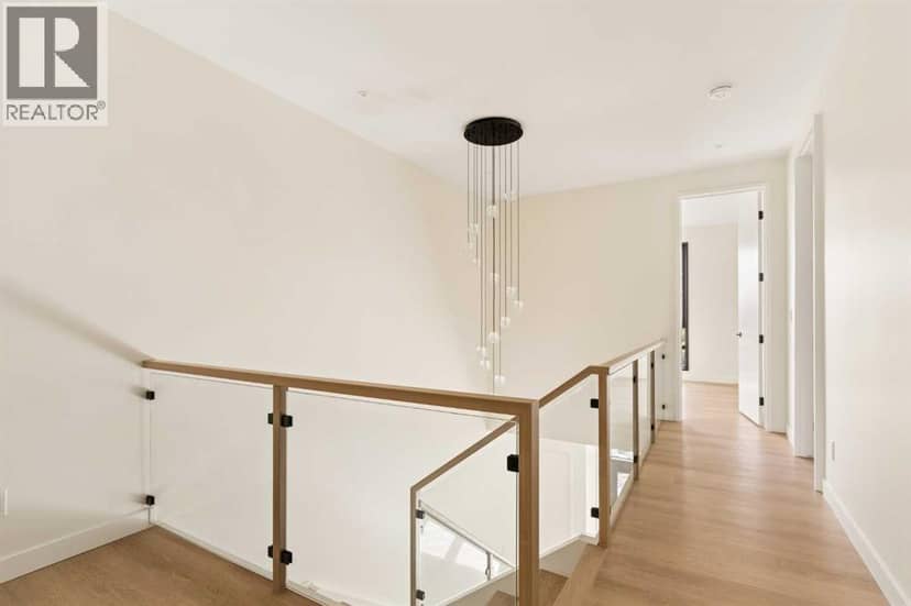 3C Willow Crescent SW — photo 35 of 40