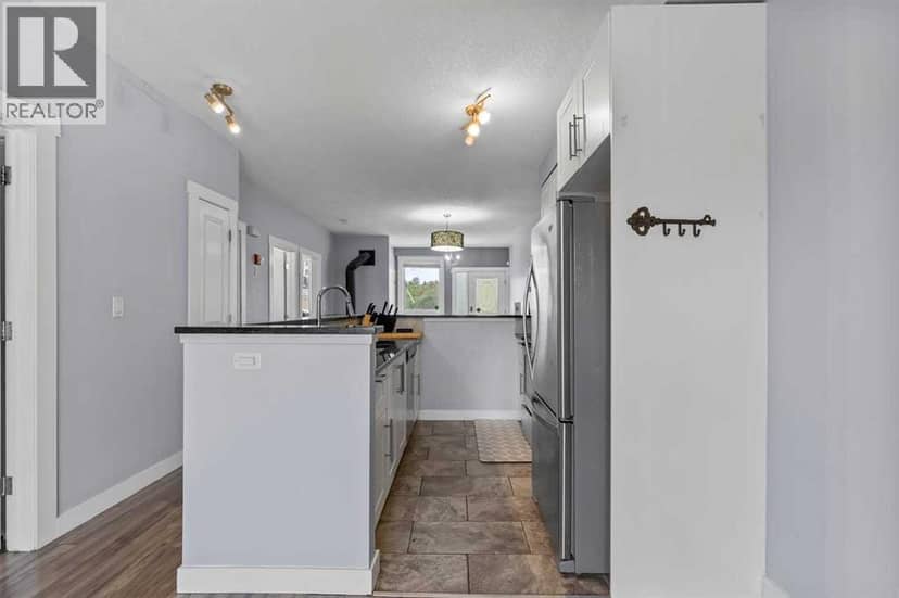 304, 1540 17 Avenue SW — photo 9 of 34