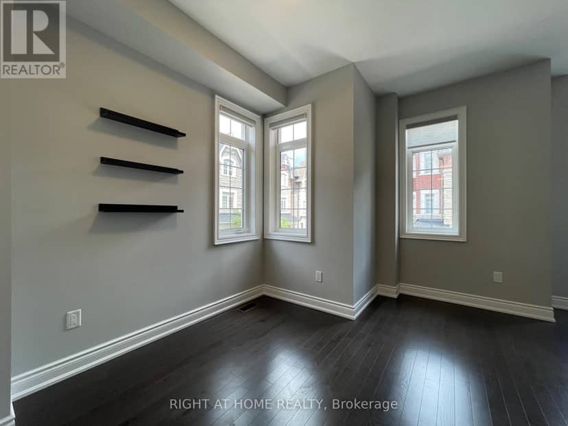 2 Queen Mary Court — photo 9 of 40
