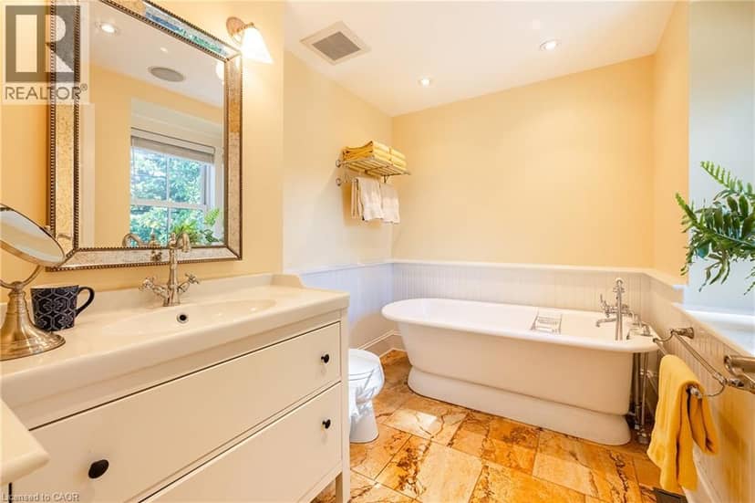43 BURNET Street — photo 21 of 40
