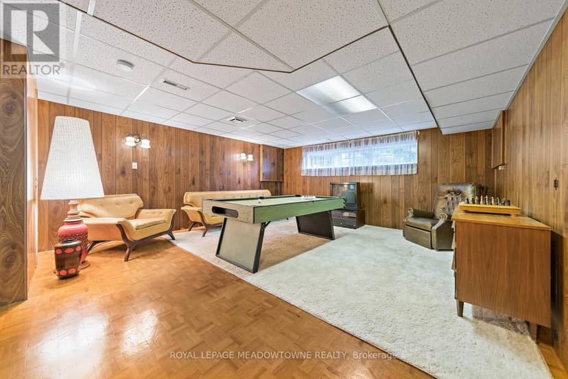 38 Jasper Crescent — photo 31 of 38