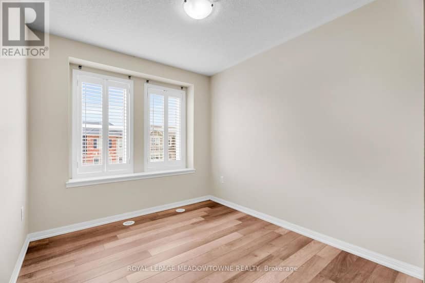 70 Betterton Crescent — photo 25 of 30