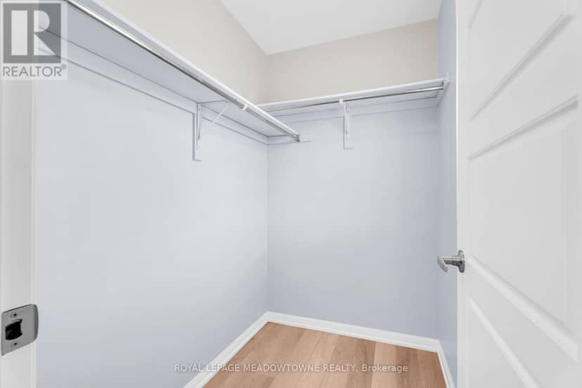 70 Betterton Crescent — photo 23 of 30