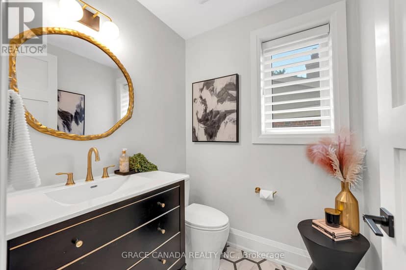 527 Oneida Drive — photo 8 of 40