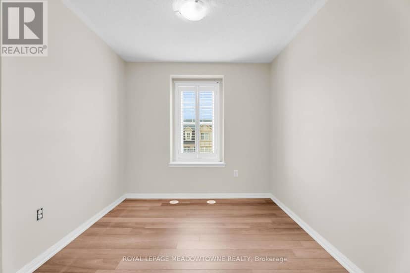 70 Betterton Crescent — photo 24 of 30
