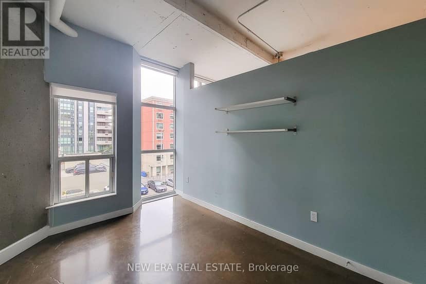 414 - 66 Bay Street S — photo 33 of 40