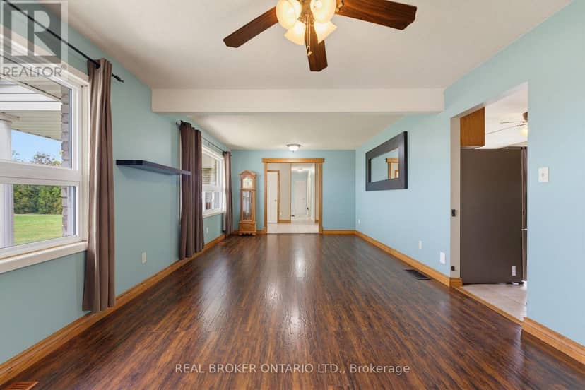7877 Canborough Road — photo 10 of 40