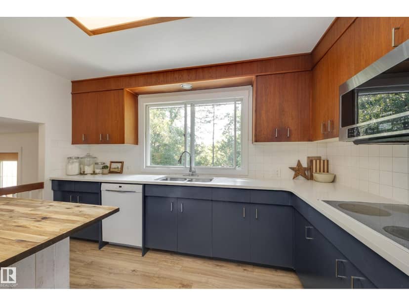 77 Beacon Cr — photo 11 of 38