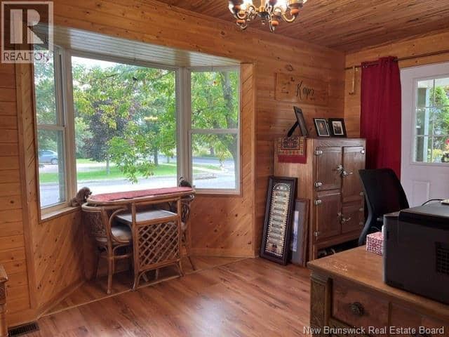 220 Maple Avenue — photo 17 of 28