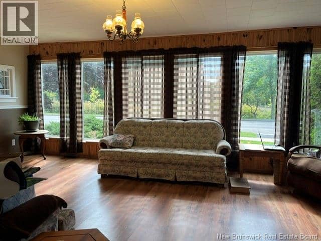 220 Maple Avenue, Sussex, photo 4