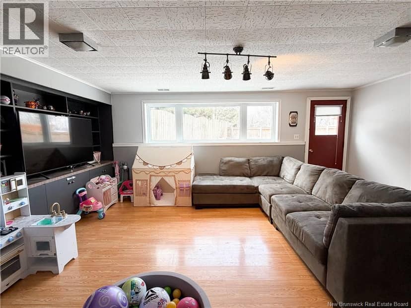 9 Stanley Street — photo 32 of 40