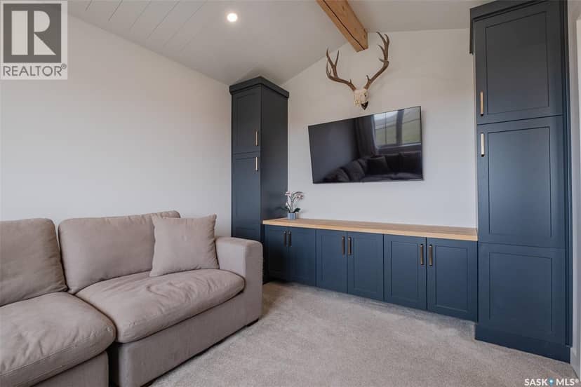 Hayter Acreage — photo 26 of 40
