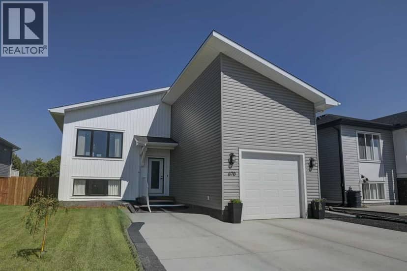 670 Anderson Close NW, Diamond Valley, photo 4