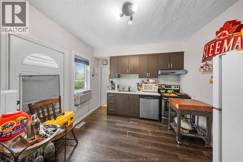 771 Chilver Road — photo 14 of 40