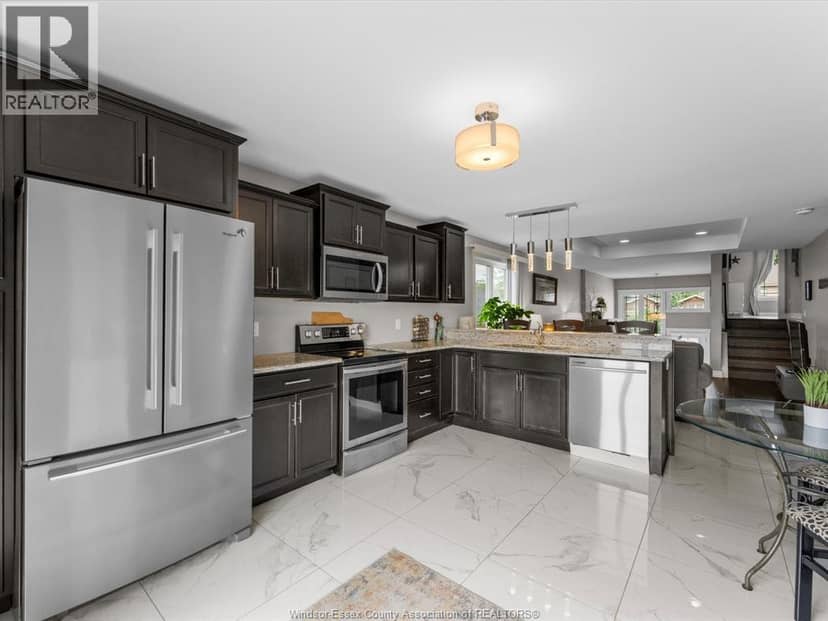 9 Shaw Drive — photo 12 of 32