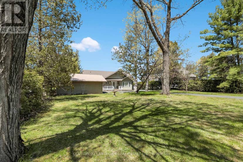 251 High Shore Road — photo 11 of 40
