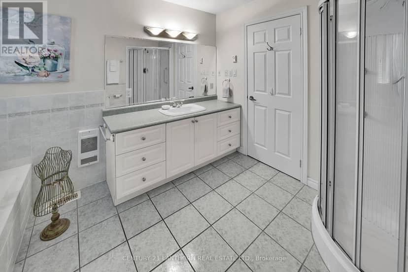 251 High Shore Road — photo 33 of 40