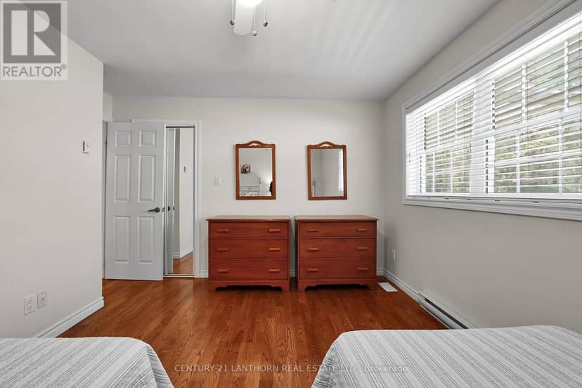251 High Shore Road — photo 36 of 40