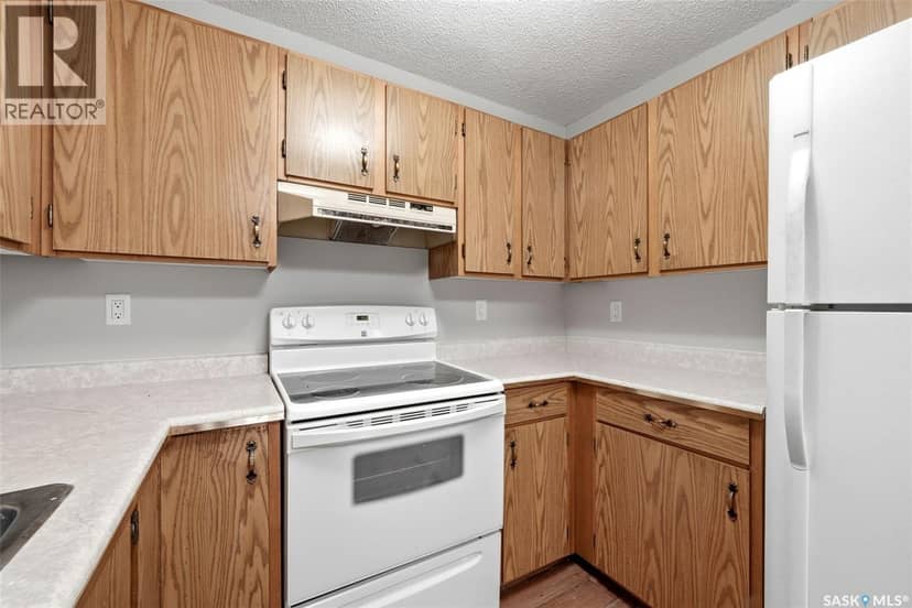 104 Cedar Meadow DRIVE — photo 10 of 22