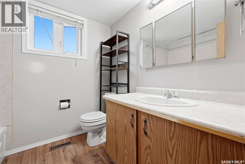 104 Cedar Meadow DRIVE — photo 14 of 22