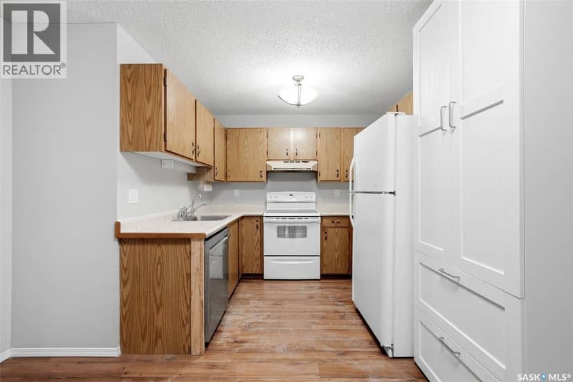 104 Cedar Meadow DRIVE — photo 8 of 22