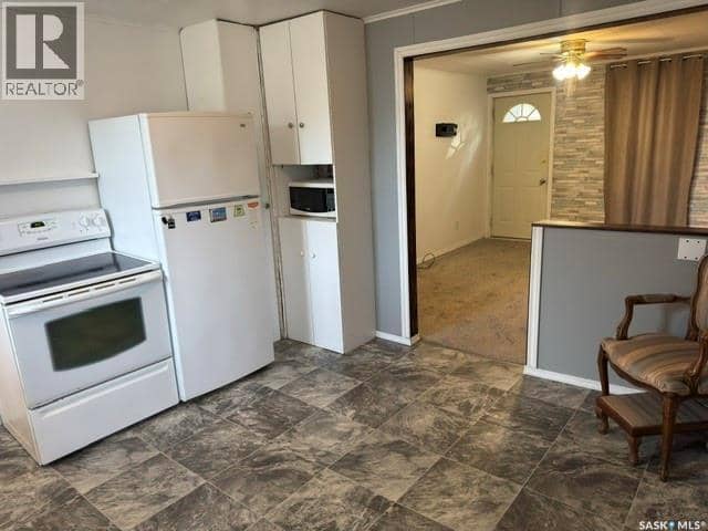921 109th STREET — photo 5 of 12