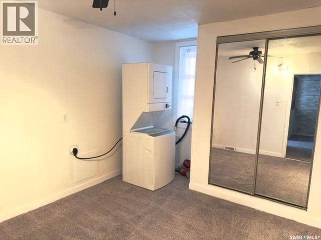 921 109th STREET — photo 9 of 12