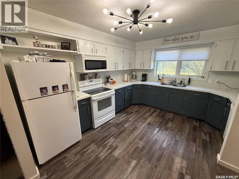 4 Pepper PLACE — photo 3 of 21