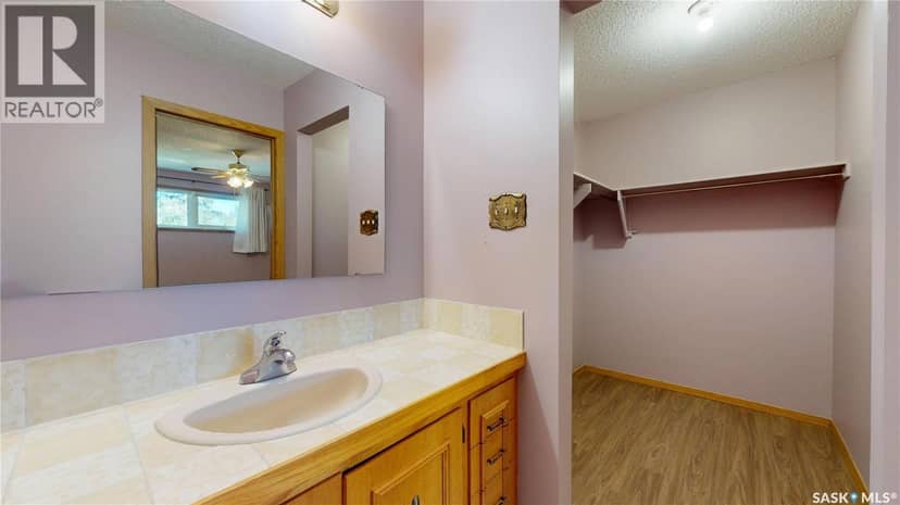 6418 Dalgliesh Drive — photo 26 of 40