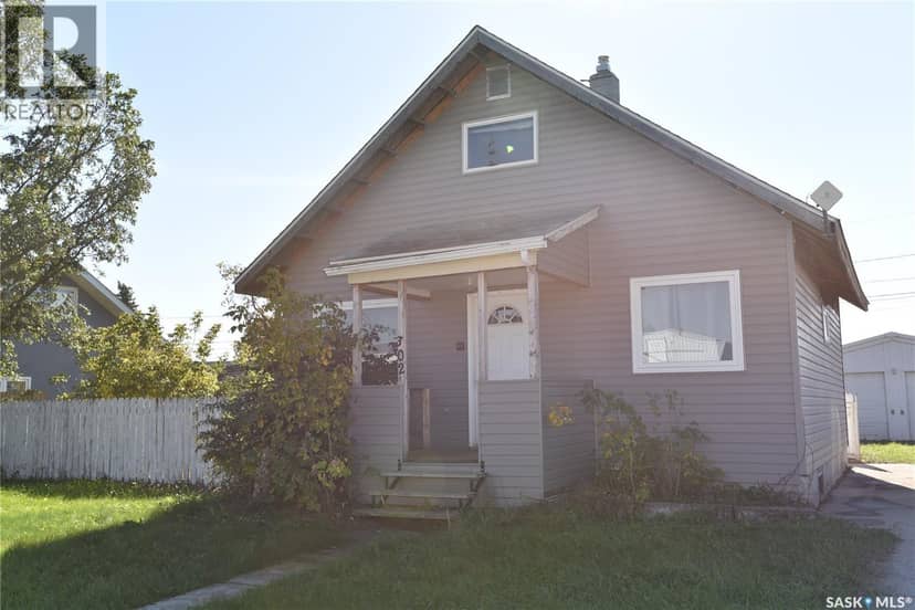 302 Centre STREET — photo 1 of 23