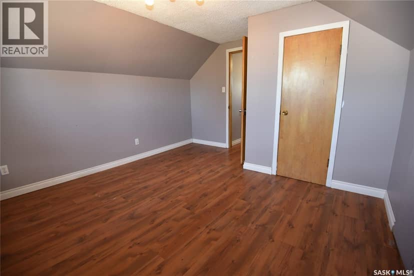 302 Centre STREET — photo 13 of 23