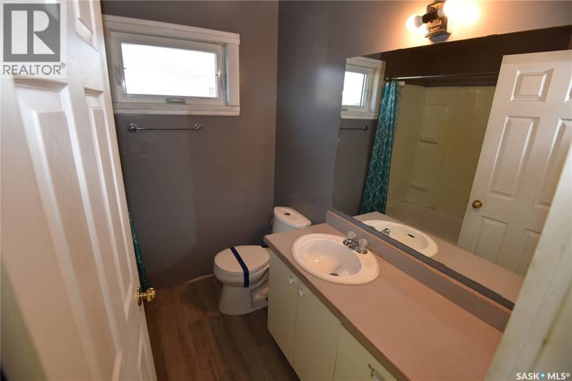 302 Centre STREET — photo 8 of 23