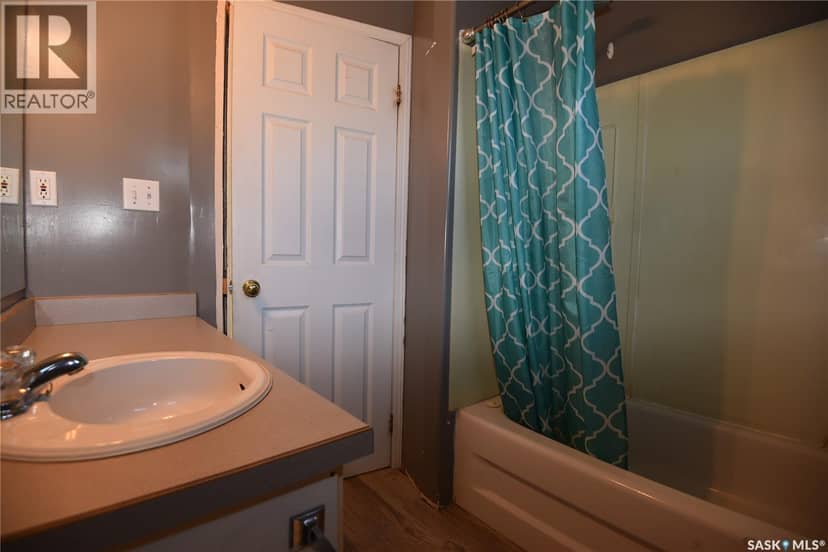 302 Centre STREET — photo 9 of 23