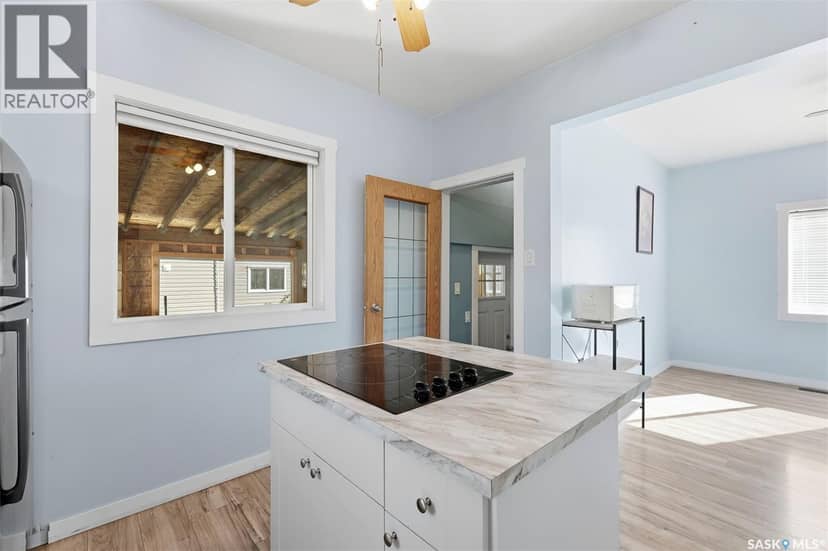1715 Broadway AVENUE — photo 12 of 35