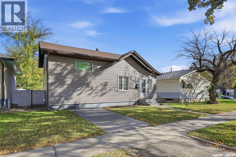 1715 Broadway AVENUE, Saskatoon, photo 3