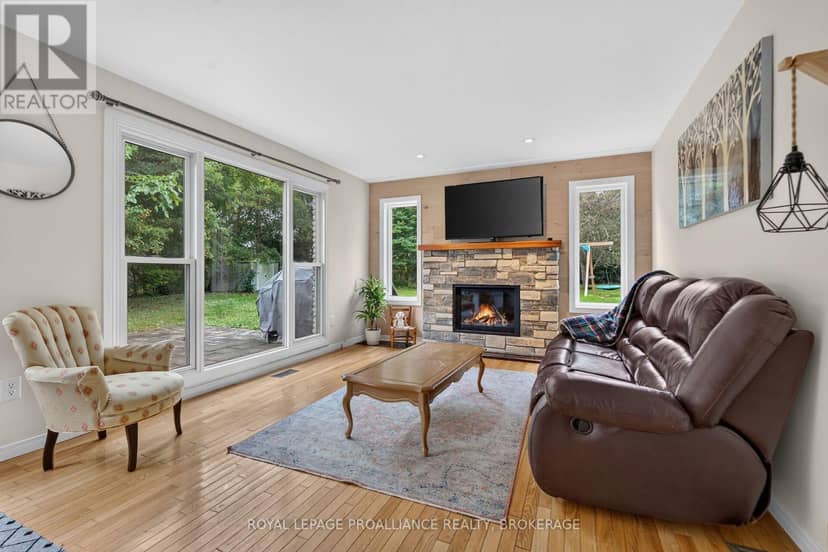383 Bernice Drive — photo 17 of 40