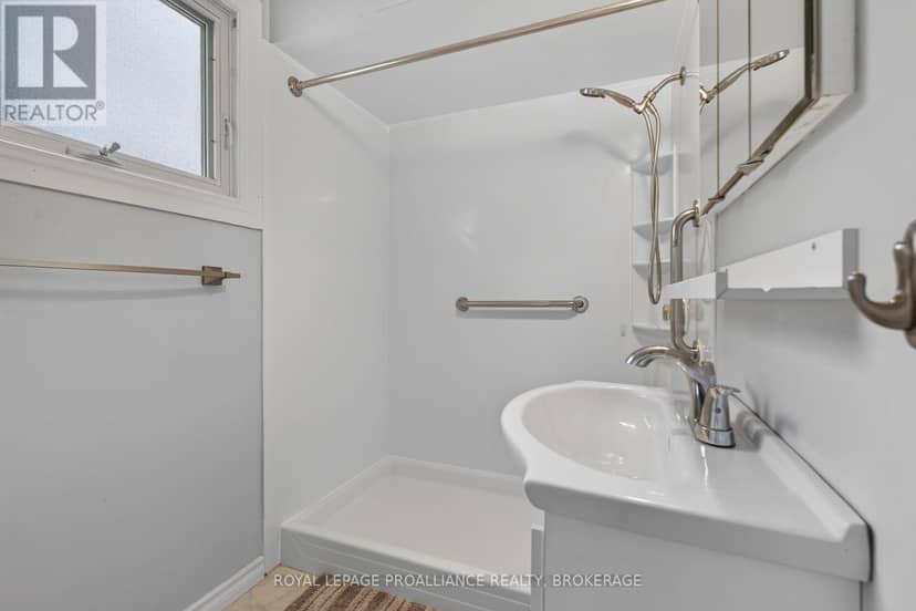383 Bernice Drive — photo 20 of 40