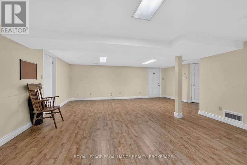 383 Bernice Drive — photo 32 of 40