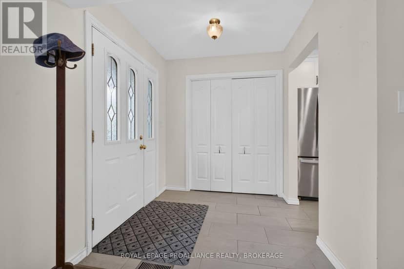 383 Bernice Drive, Kingston, photo 5