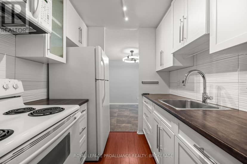 112 - 17 Eldon Hall Place, Kingston, photo 6